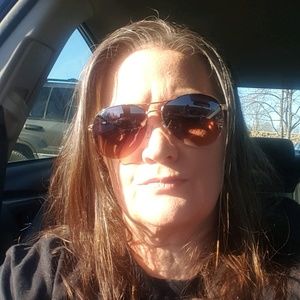 Meet your Posher, Pam